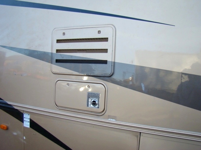 RV SALVAGE 2004 MONACO LAPALMA USED PARTS FOR SALE  RV Exterior Body Panels 