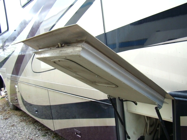 2002 MONACO WINDSOR MOTORHOME PARTS FOR SALE - USED RV SALVAGE  RV Exterior Body Panels 