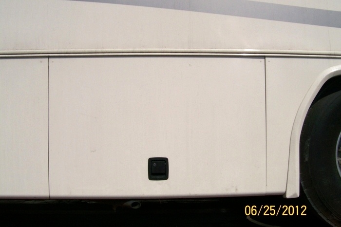 USED MOTORHOME PARTS 2001 COUNTRY COACH ALLURE PARTS  RV Exterior Body Panels 