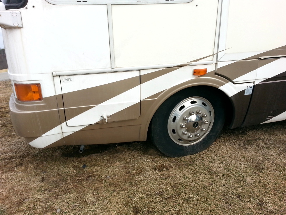 NATIONAL RV PARTS 2002 TRADE WINDS RV Exterior Body Panels 