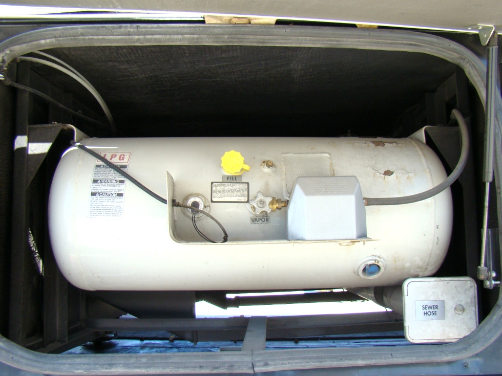 2004 MANDALAY MOTORHOME USED RV PARTS - VISONE RV RV Exterior Body Panels 