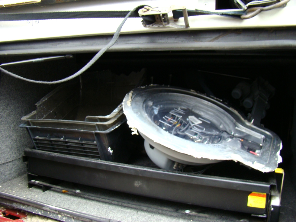 2008 BEAVER CONTESSA RV PARTS FOR SALE - MOTORHOME SALVAGE YARD RV Exterior Body Panels 
