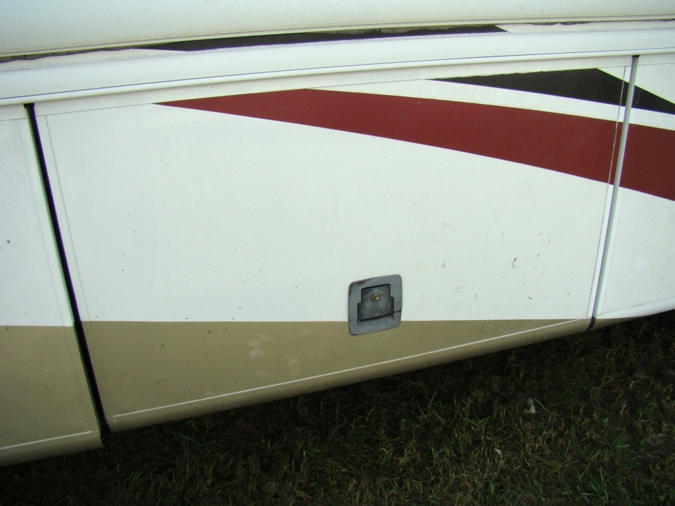 USED 2006 DAMON CHALLENGER PARTS FOR SALE  RV Exterior Body Panels 