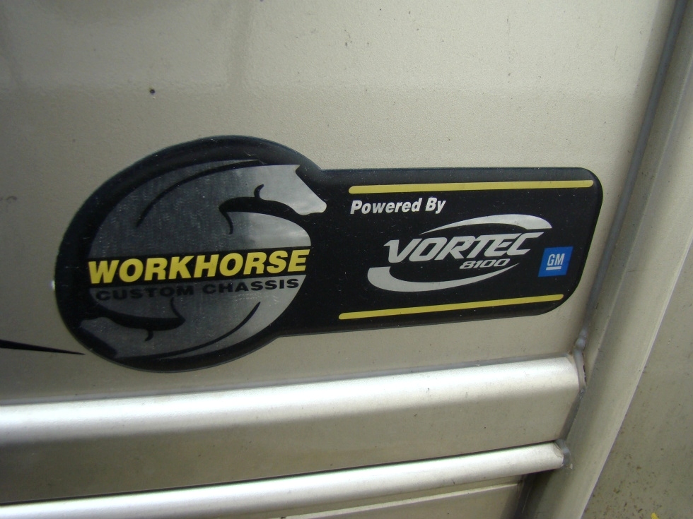 2005 ALLEGRO BAY MOTORHOME PARTS - VISONE RV SALVAGE RV Exterior Body Panels 