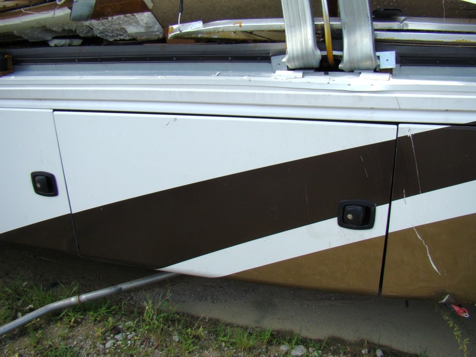 2009 FOUR WINDS WINDSPORT PARTS FOR SALE RV Exterior Body Panels 
