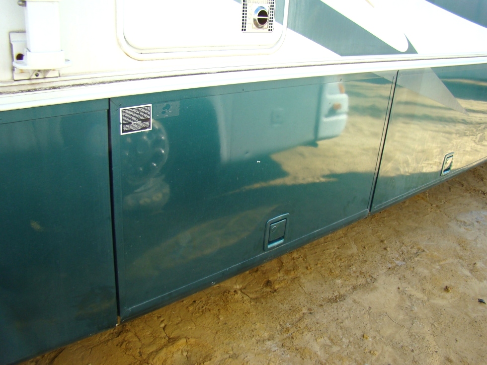 RV SALVAGE 2000 MONACO LAPALMA USED PARTS FOR SALE RV Exterior Body Panels 