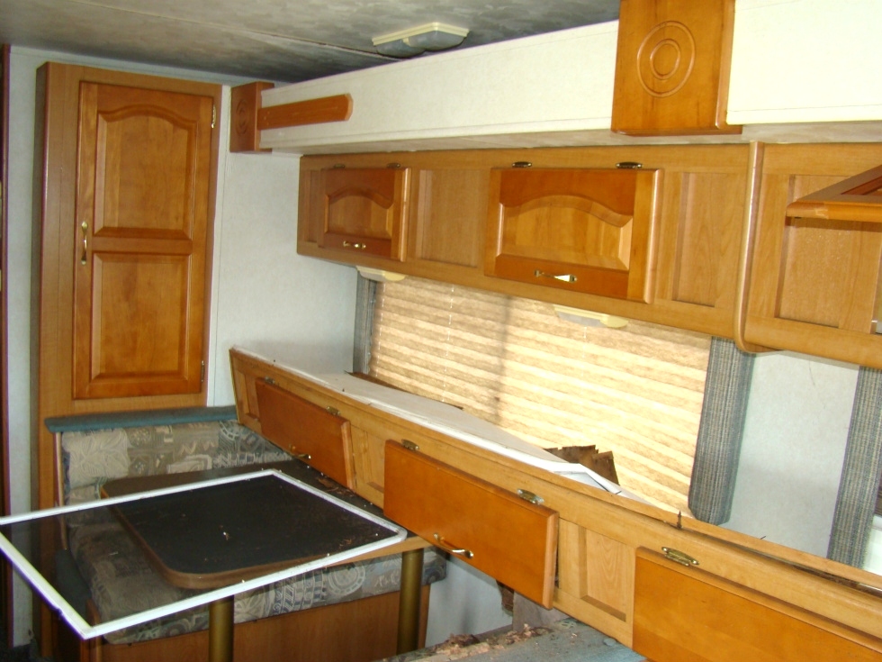 DAMON CORP RV | MOTORHOME PARTS DEALER. 2000 DAMON CHALLENGER - PARTING OUT  RV Exterior Body Panels 