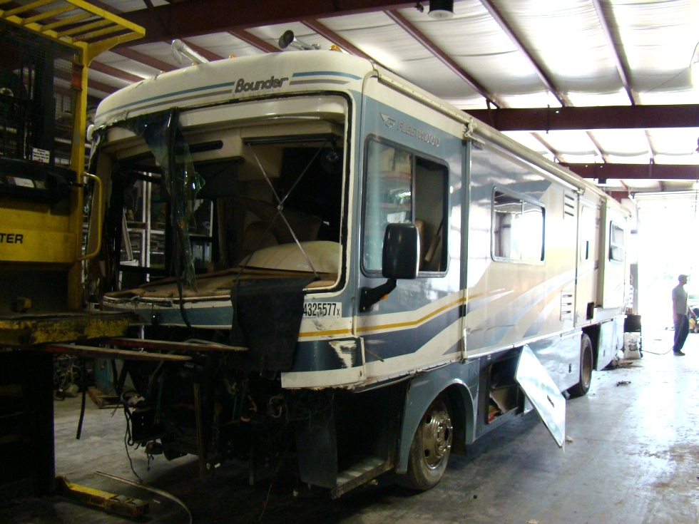 2005 FLEETWOOD BOUNDER MOTORHOME PARTS FOR SALE RV Exterior Body Panels 