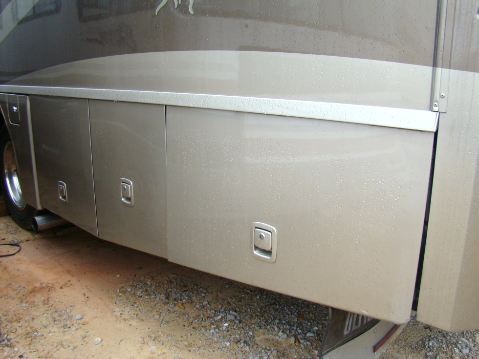 2006 WINNEBAGO ITASCA SUNCRUISER PARTS RV Exterior Body Panels 