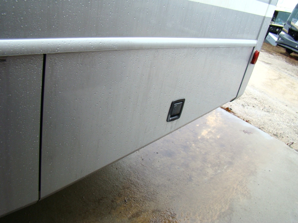2006 FLEETWOOD FLAIR RV PARTS USED FOR SALE RV Exterior Body Panels 
