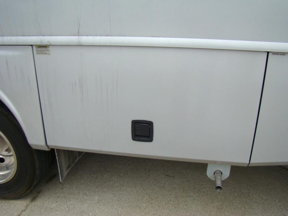 2004 FLEETWOOD FLAIR RV PARTS USED FOR SALE RV Exterior Body Panels 