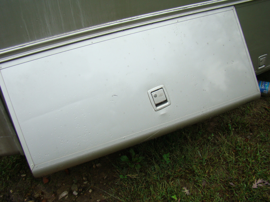 USED RV SALVAGE PARTS FOR SALE 1999 HOLIDAY RAMBLER ENDEAVOR RV Exterior Body Panels 