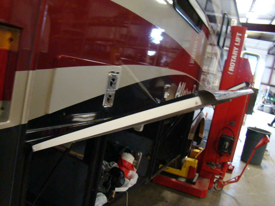 2006 ALLEGRO BAY MOTORHOME PARTS - VISONE RV SALVAGE RV Exterior Body Panels 