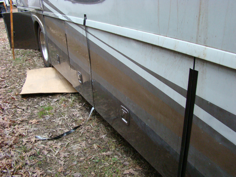 Used 2010 Winnebago Journey Express parts for sale RV Exterior Body Panels 