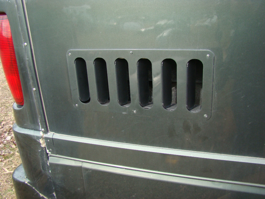 PARTS FOR A 2000 BEAVER PATRIOT THUNDER MOTORHOME FOR SALE VISONE RV SALVAGE RV Exterior Body Panels 