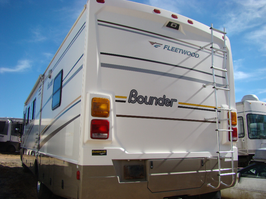 2004 FLEETWOOD BOUNDER MOTORHOME PARTS FOR SALE RV Exterior Body Panels 