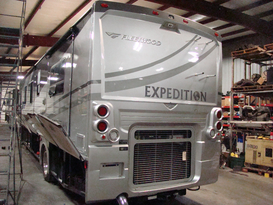 2006 FLEETWOOD EXPEDITION PARTS AND SERVICE DEALER - VISONE RV RV Exterior Body Panels 