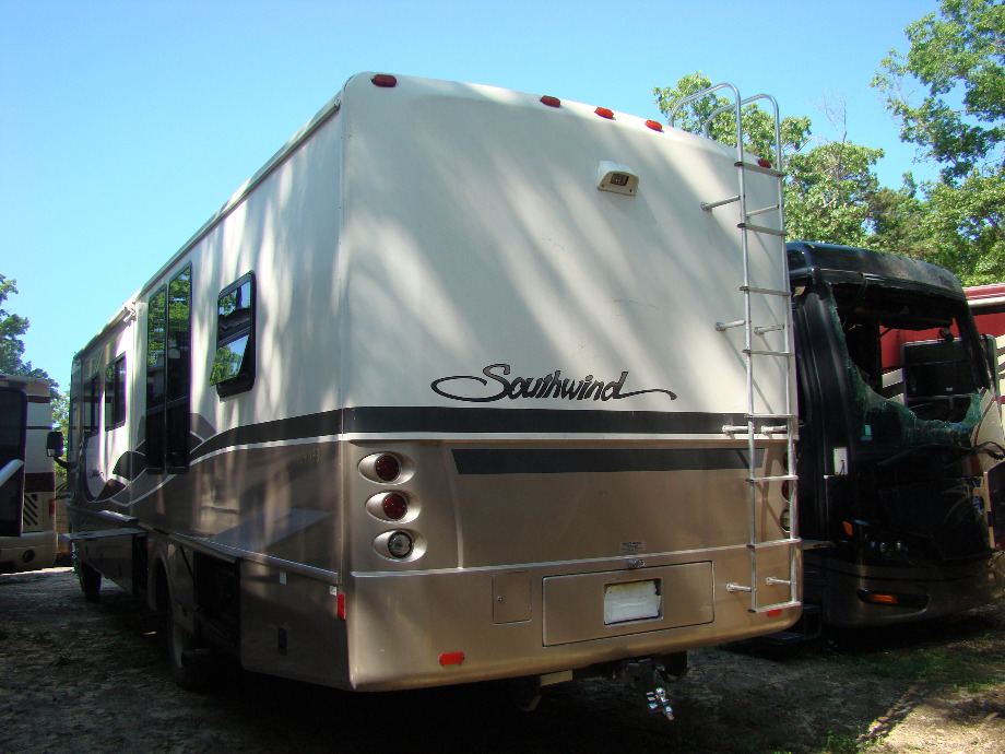 2004 FLEETWOOD SOUTHWIND MOTORHOME PARTS RV Exterior Body Panels 