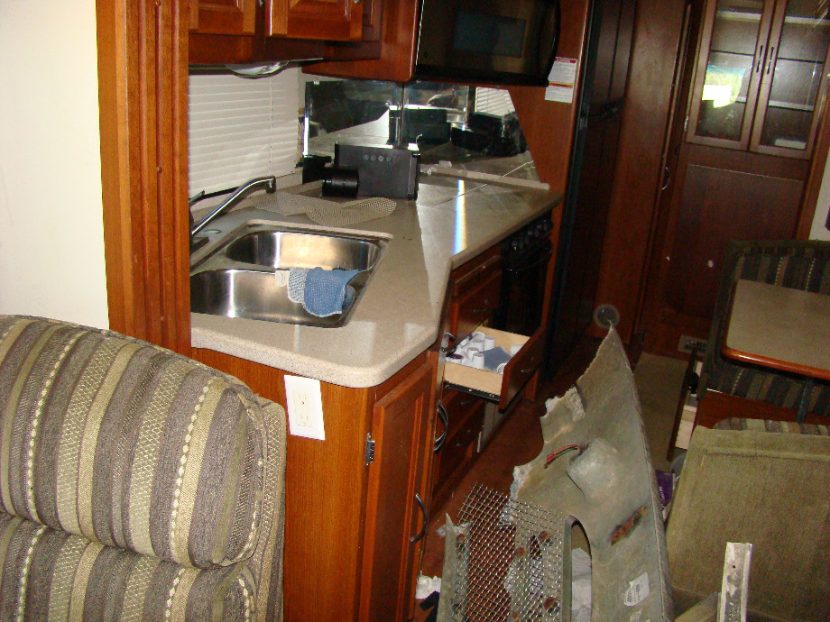 2004 FLEETWOOD SOUTHWIND MOTORHOME PARTS RV Exterior Body Panels 