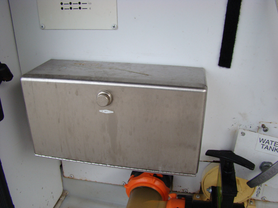 2000 Winnebago Ultimate Advantage Parts For Sale RV Exterior Body Panels 