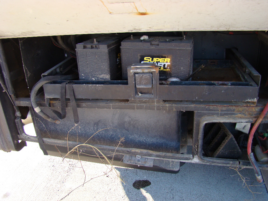 2005 NEWMAR DUTCH STAR MOTORHOME SALVAGE USED PARTS FOR SALE VISONE RV RV Exterior Body Panels 