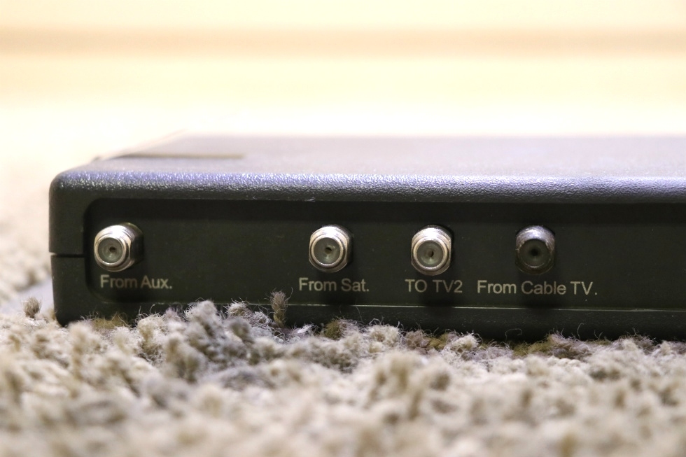 RV Electronics USED WINEGARD ENTERTAINMENT SELECT VS0503/5312 TV