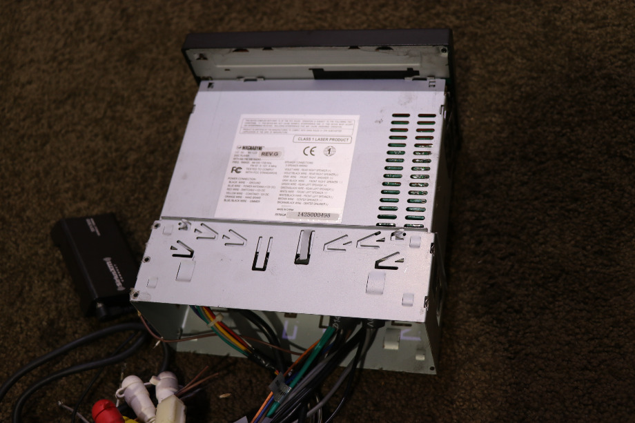 USED M4-LCD MAGNADYNE DISC PLAYER AM/FM/WB RADIO RV PARTS FOR SALE RV Electronics 