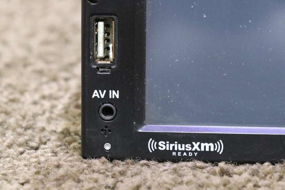 USED M4-LCD MAGNADYNE DISC PLAYER AM/FM/WB RADIO RV PARTS FOR SALE RV Electronics 