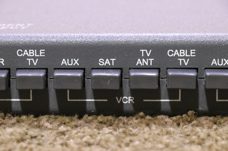 USED RV/MOTORHOME WINEGARD ENTERTAINMENT SELECT AMPLIFIED VS-0503/5312 FOR SALE RV Electronics 