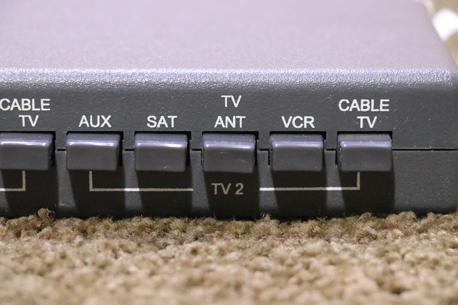 USED RV/MOTORHOME WINEGARD ENTERTAINMENT SELECT AMPLIFIED VS-0503/5312 FOR SALE RV Electronics 
