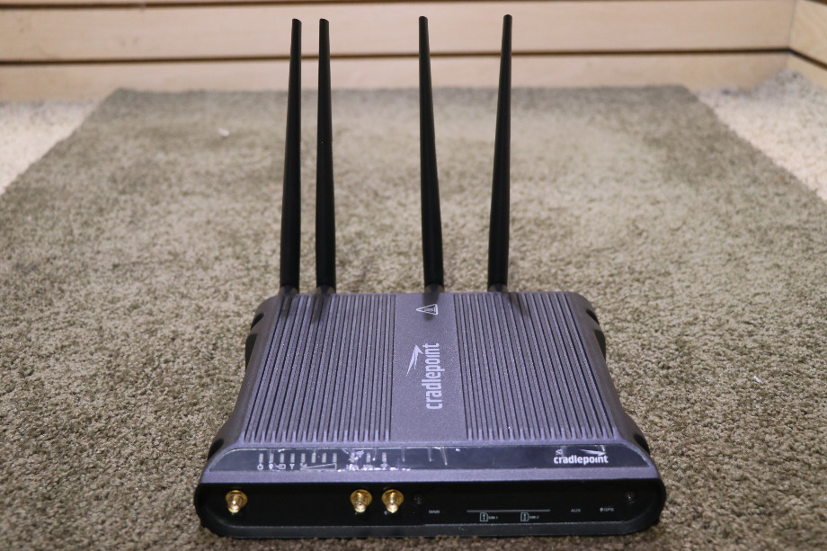 USED CRADLEPOINT IBR1700-600M MOBILE WIRELESS ROUTER MOTORHOME PARTS FOR SALE RV Electronics 