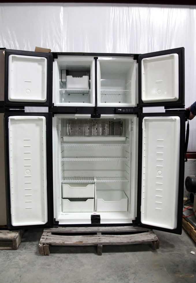 USED NORCOLD REFRIGERATOR FOR SALE | NORCOLD MODEL NO.: 12101M S/N: 9751577 RV Appliances 