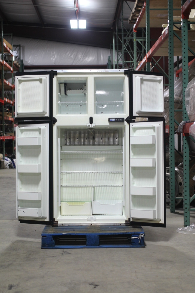 USED RV/MOTORHOME NORCOLD REFRIGERATOR FOR SALE | NORCOLD PN: 1200LRIM SN: 550196FB RV Appliances 
