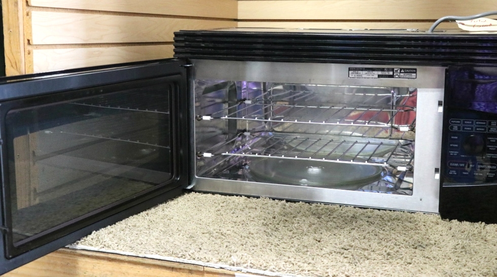 RV Appliances USED MOTORHOME GE JVM1790BK01 MICROWAVE / CONVECTION OVEN