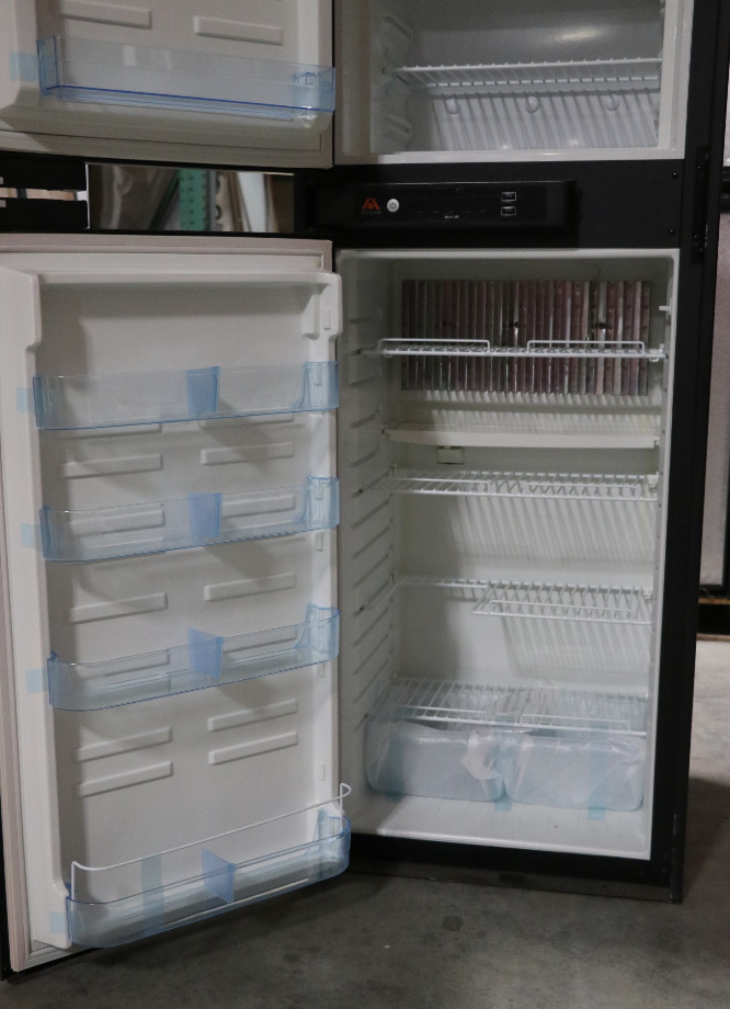 RV Appliances HE0801LF ATWOOD HELIUM REFRIGERATOR MOTORHOME APPLIANCES