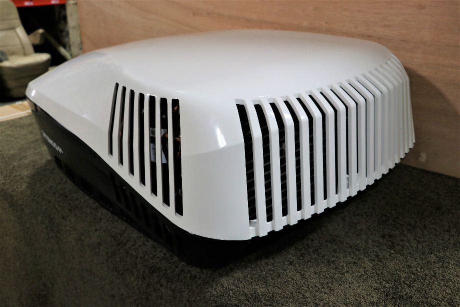 MOTORHOME 15,000 BTU HEAT PUMP DOMETIC BLIZZARD NXT AIR CONDITIONER FOR SALE RV Appliances 