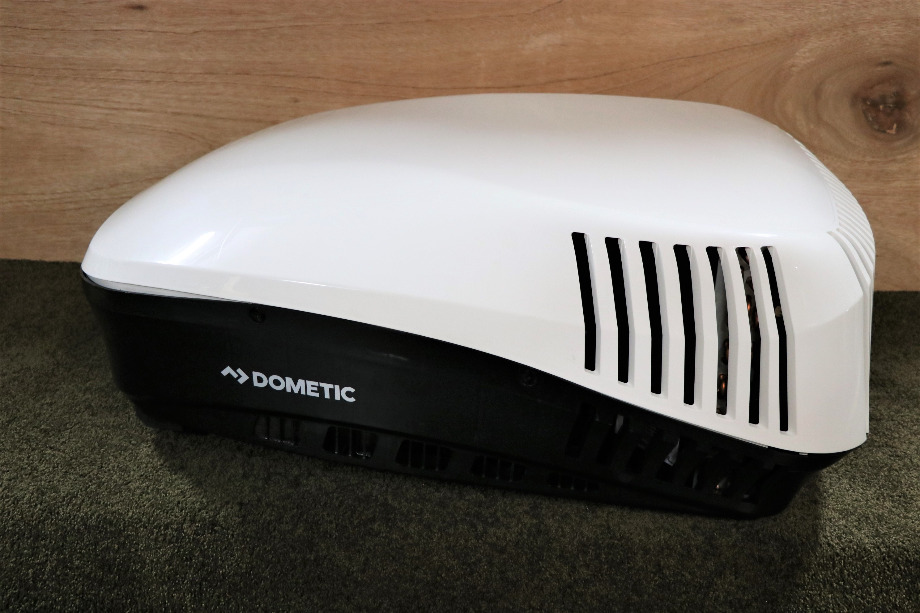 DOMETIC BLIZZARD NXT 15,000 BTU HEAT PUMP AIR CONDITIONER SYSTEM RV APPLIANCES FOR SALE RV Appliances 
