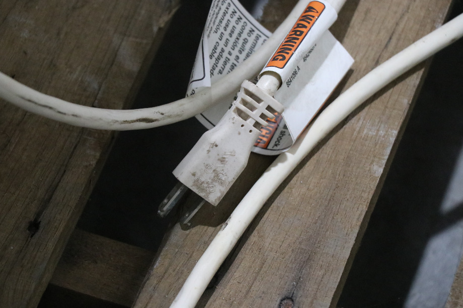 USED RV/MOTORHOME WHIRLPOOL WASHER LHW0050FG4 FOR SALE RV Appliances 