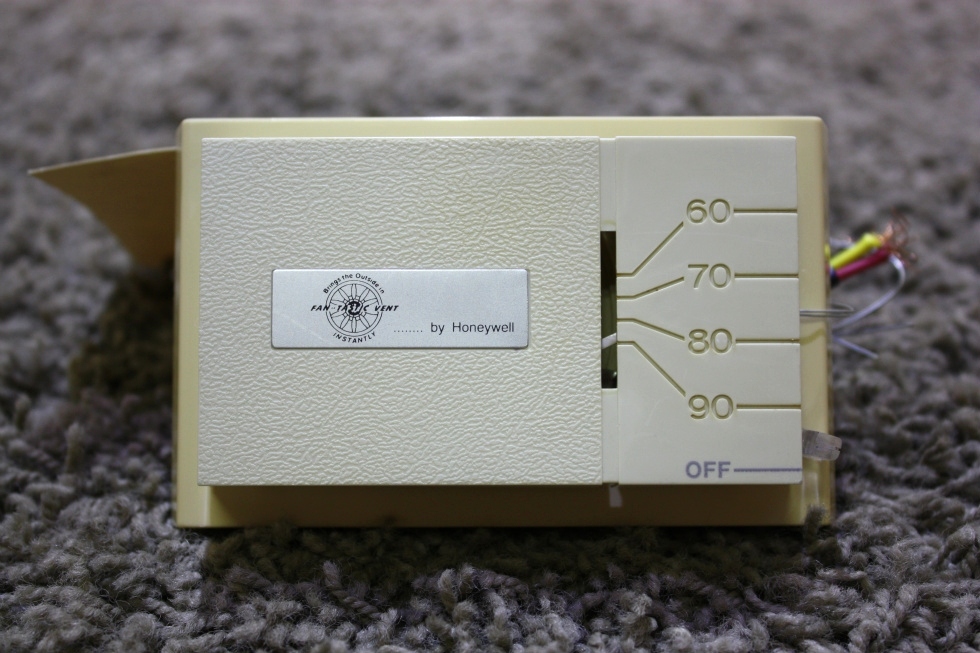 RV Interiors USED RV FANTASTIC VENT BY HONEYWELL WALL THERMOSTATS FOR