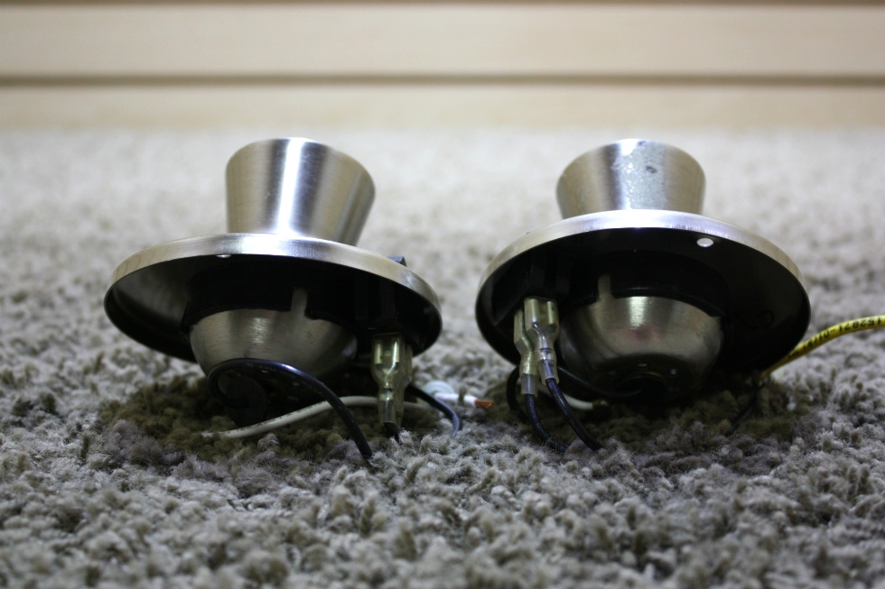 USED MOTORHOME SET OF 2 SWIVEL READING LIGHT FIXTURES FOR SALE RV Interiors 
