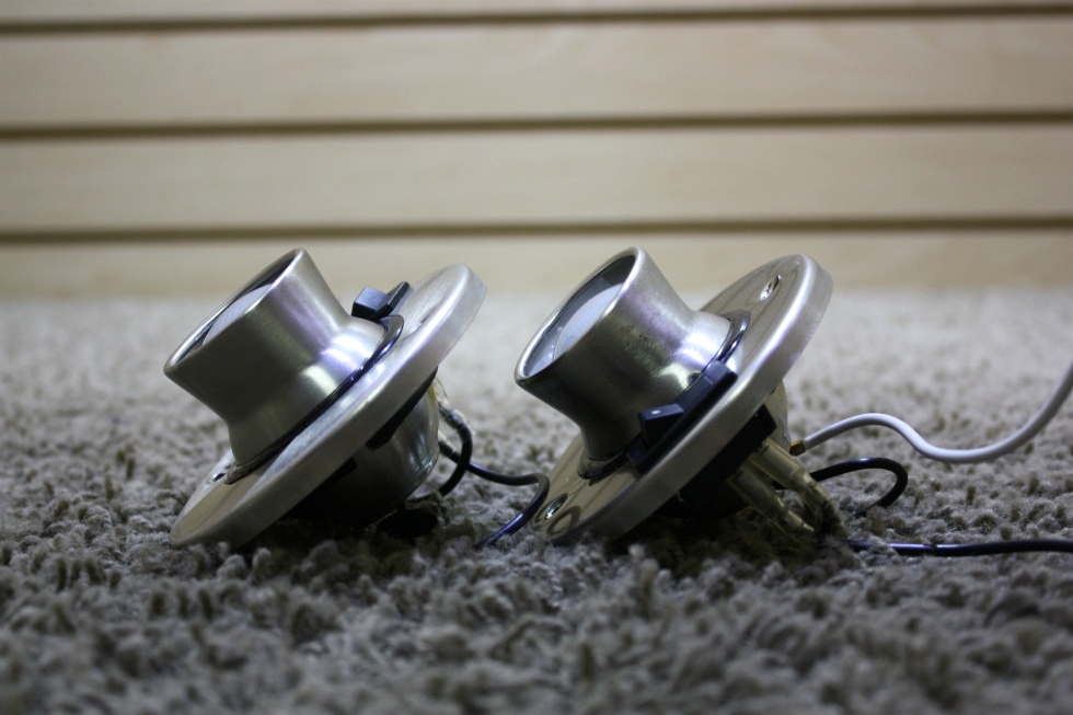 USED SET OF 2 SWIVEL READING LIGHT WITH ON/OFF SWITCH MOTORHOME PARTS FOR SALE RV Interiors 
