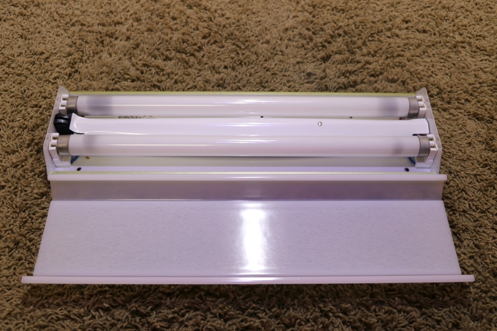 USED RV MODEL: 134CI THIN-LITE INTERIOR LIGHT FIXTURE FOR SALE RV Interiors 