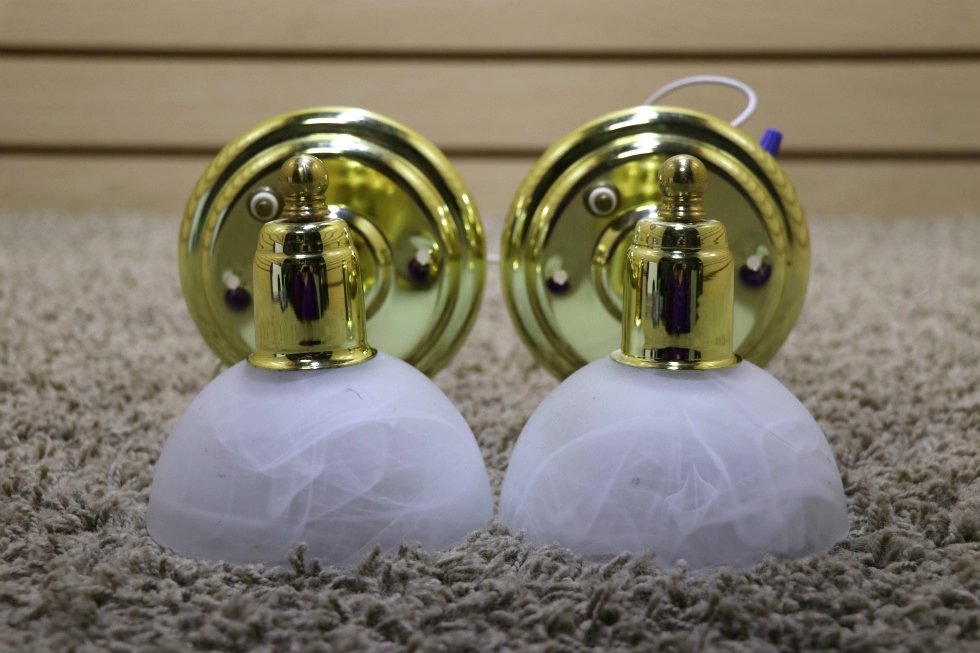 RV Interiors USED MOTORHOME SET OF 2 ADJUSTABLE SCONCE WALL LIGHT