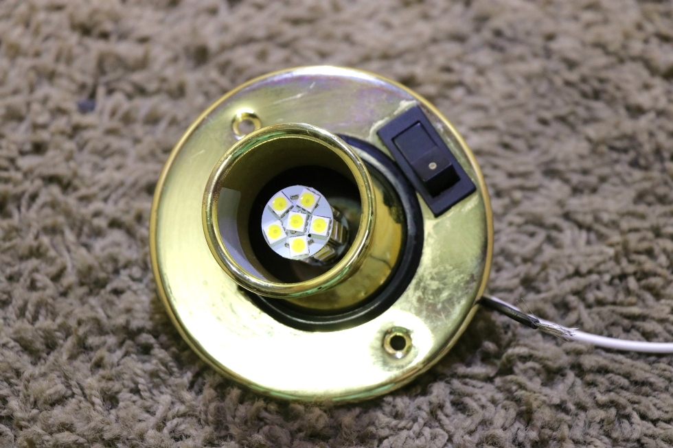 RV Interiors USED MOTORHOME LED SWIVEL READING LIGHT FIXTURE RV PARTS