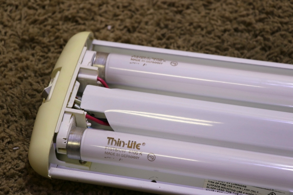 USED MOTORHOME THIN-LITE MODEL: 626 CEILING LIGHT FIXTURE FOR SALE RV Interiors 