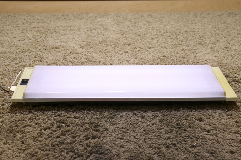 USED RV THIN-LITE CEILING LIGHT FIXTURE MODEL: 736 FOR SALE RV Interiors 