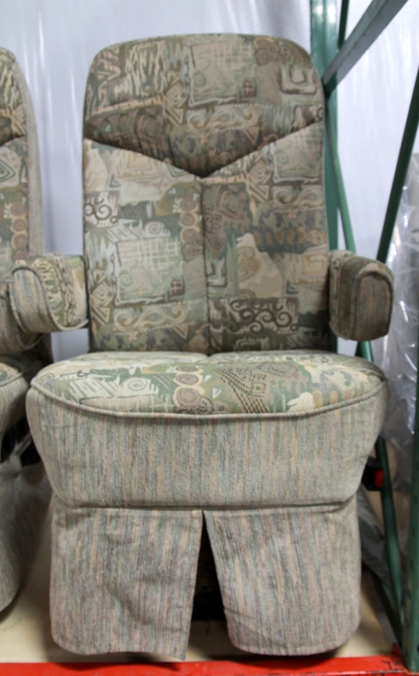 RV Furniture USED FLEXSTEEL FLORAL DESIGNED RV/MOTORHOME CAPTAIN CHAIR