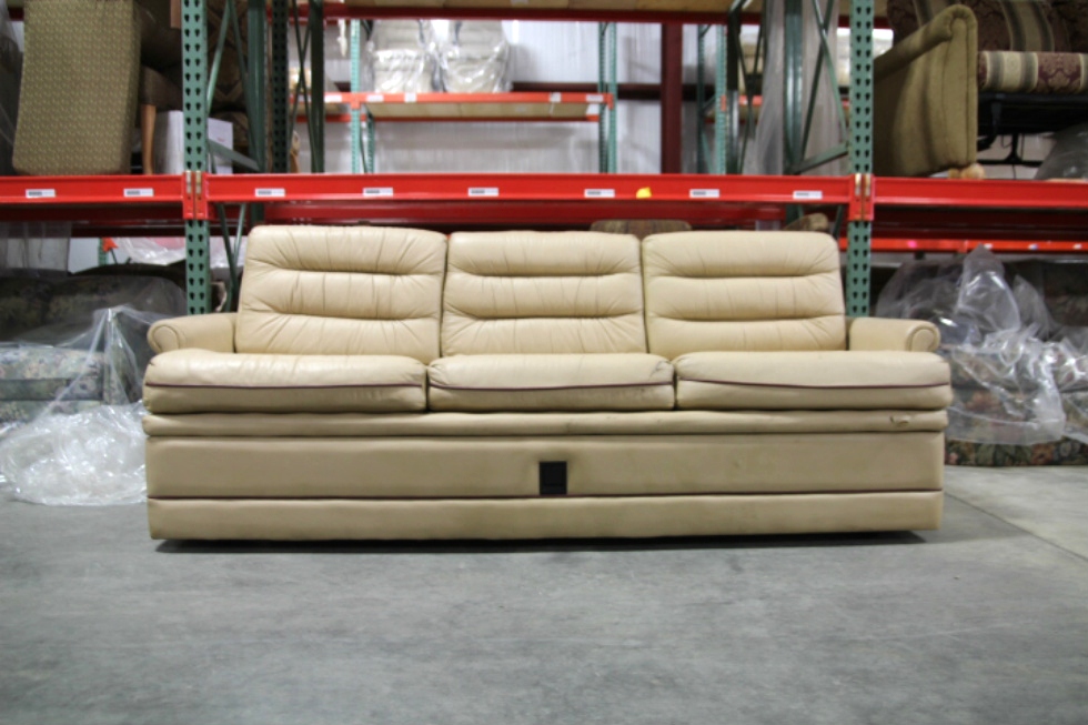 RV Furniture USED RV/MOTORHOME VILLA INTERNATIONAL FLIP OUT SLEEPER