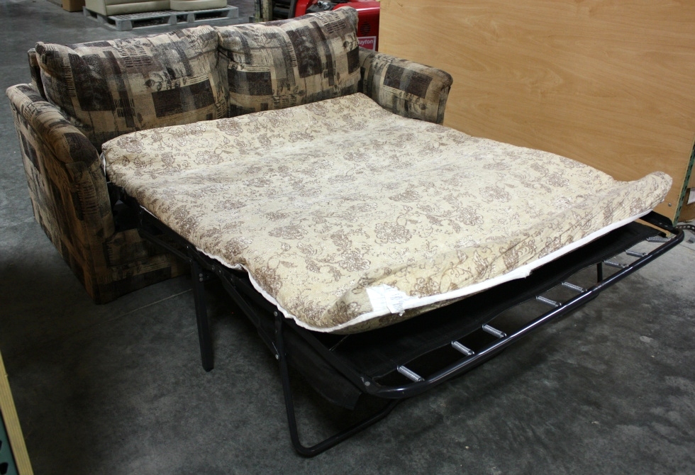 RV Furniture USED RV CLOTH SLEEPER SOFA WITH ACCENT PILLOWS FOR SALE