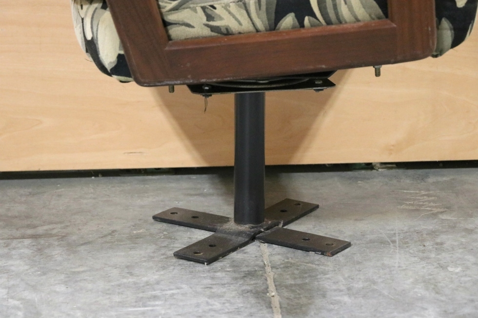 RV Furniture USED CLOTH SWIVEL CHAIR RV FURNITURE FOR SALE